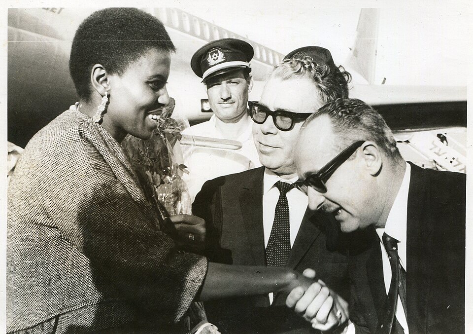 Jacob Ori welcomes Miriam to Israel 1963, kissing her hand as one does royalty, as she steps from the plane.
